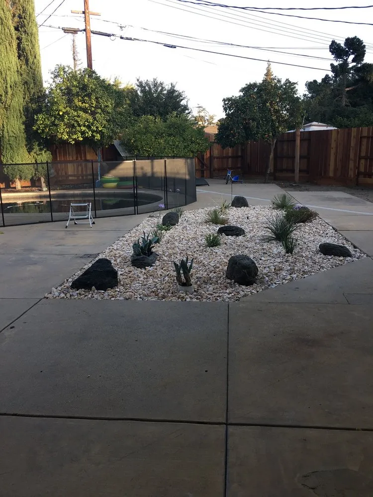 Reliable landscaping services for beautiful yards across Modesto, CA - Luis Gardening