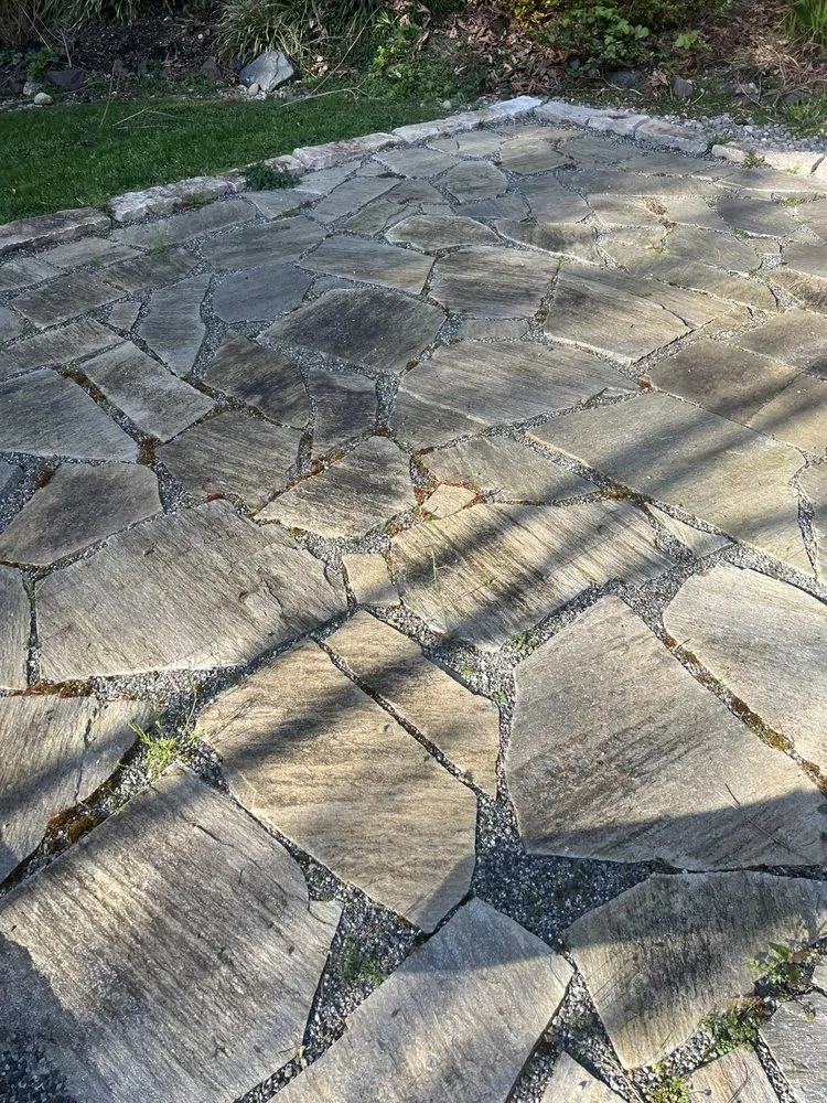 Local lawn care service with custom design in Monroe, WA by Luis Gomez Landscaping