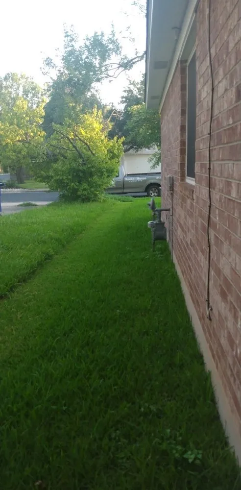 Local garden landscaping for beautiful yards across Brushy Creek, TX - Luis Landscaping