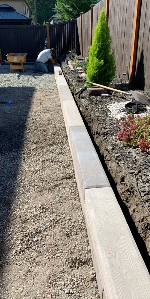 Top-rated landscape installation in Lynnwood, WA by Luis Landscaping Llc
