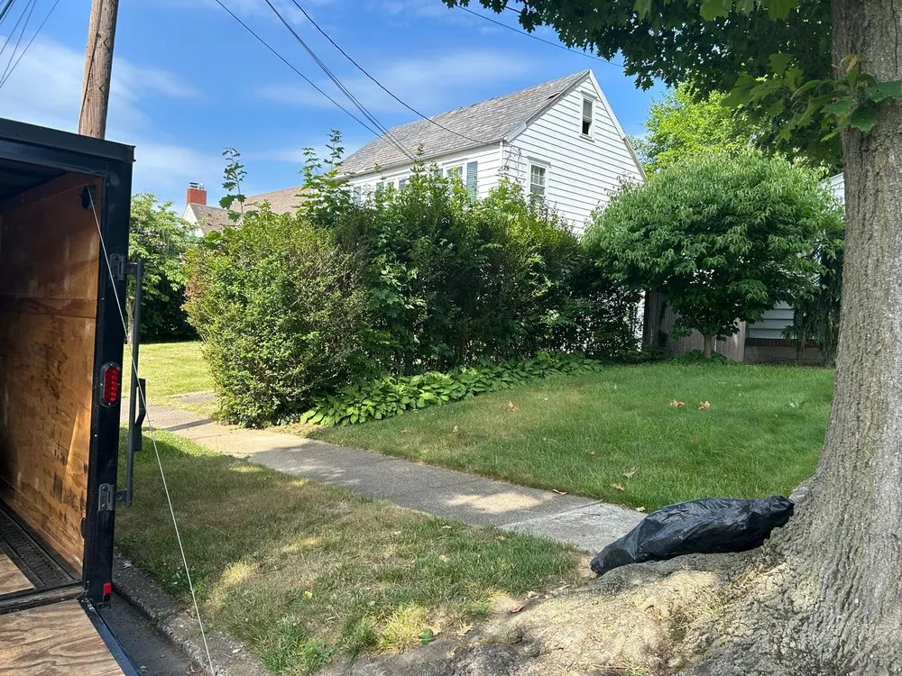 Affordable garden landscaping in Newfield, NJ by Luis Landscaping