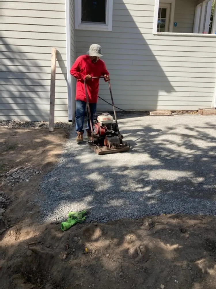 Custom yard cleanup service for residential properties in Seattle, WA by Luis Landscaping