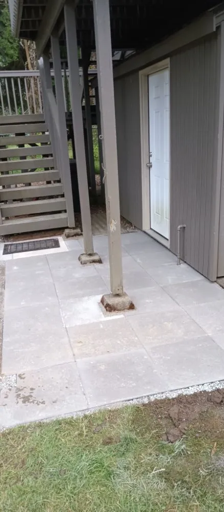 Expert yard cleanup service experts serving Seattle, WA - Luis Landscaping