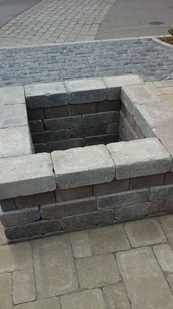 Reliable lawn care service experts serving Wyandanch, NY - Luis Landscaping services