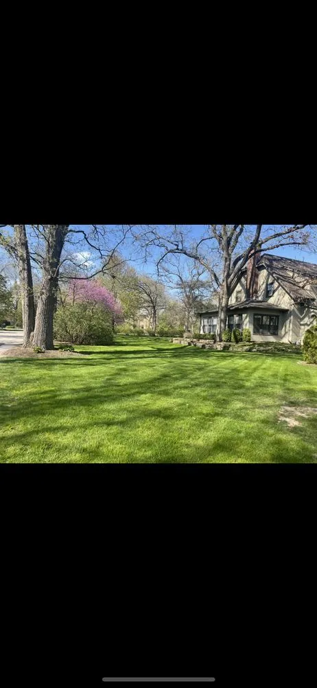Custom lawn care service for residential properties across Crystal Lake, IL - Luis lawn care