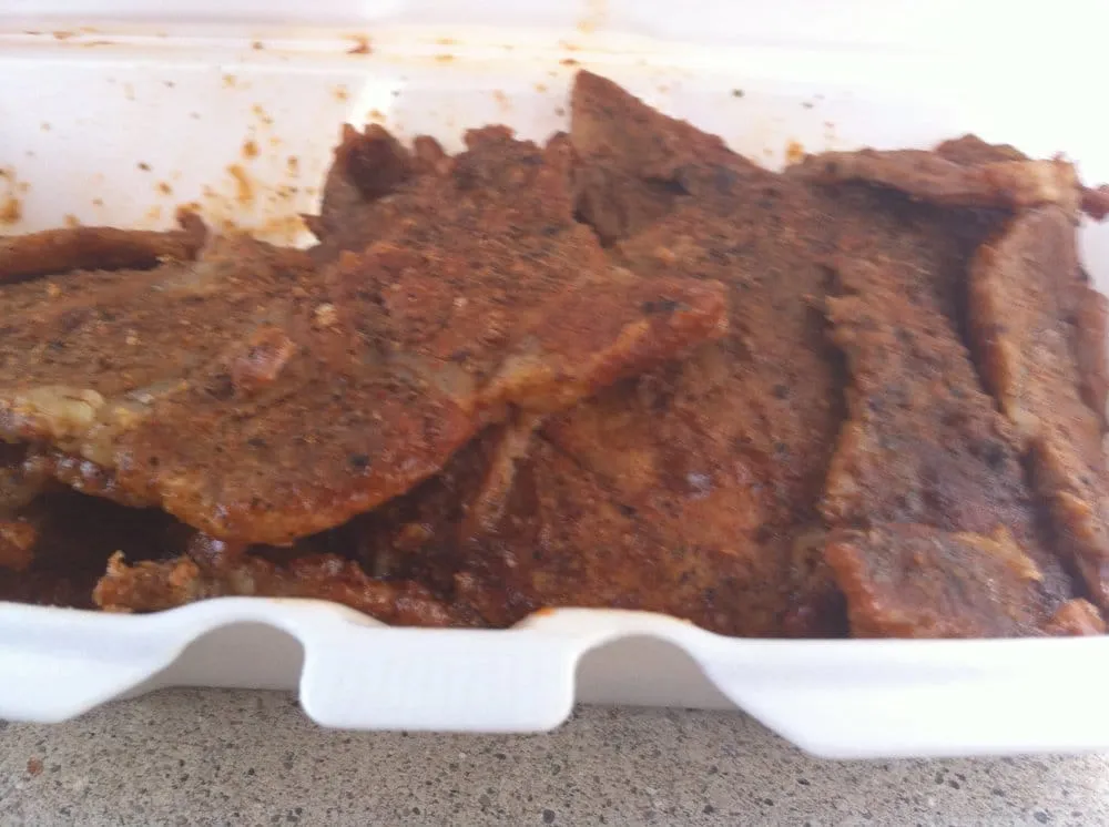 Top-rated yard cleanup service in Gretna, LA by Luis Lawn Care Services