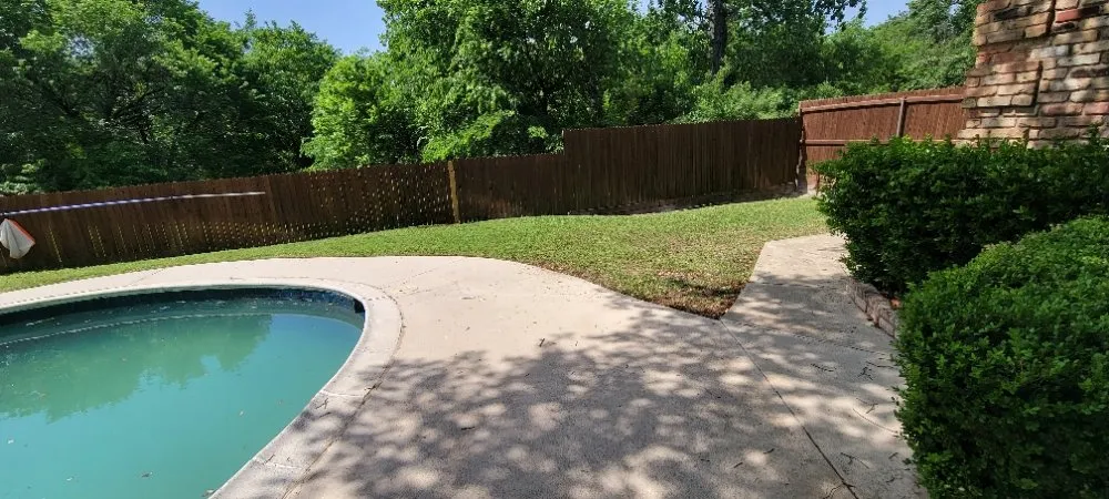 Custom lawn care service with custom design across Dallas, TX - Luis Lawncare