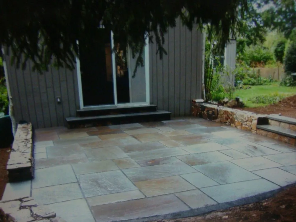 Trusted yard maintenance with custom design in Cortlandt, NY by Luis Masonry & Landscaping