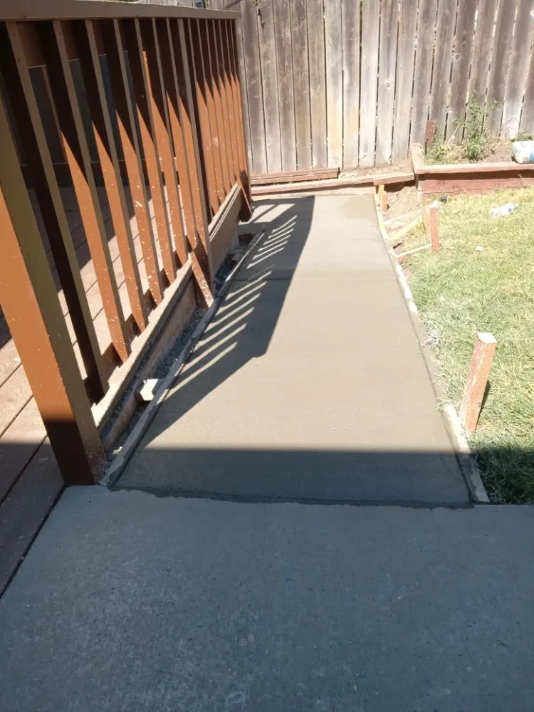 Trusted landscape installation in Oakland, CA by Luis Ramirez