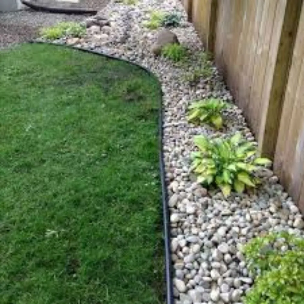 Reliable lawn mowing service in Seguin, TX by Luis Tree And Lancaping