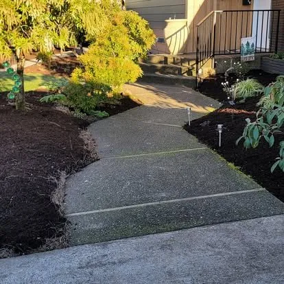 Custom residential landscaping for year-round maintenance across Portland, OR - Luis's Gardens & More