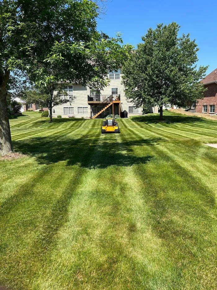 Local lawn mowing service in Cedar Rapids, IA - Lukan Lawn Care