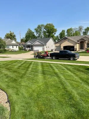 Lukan Lawn Care Logo