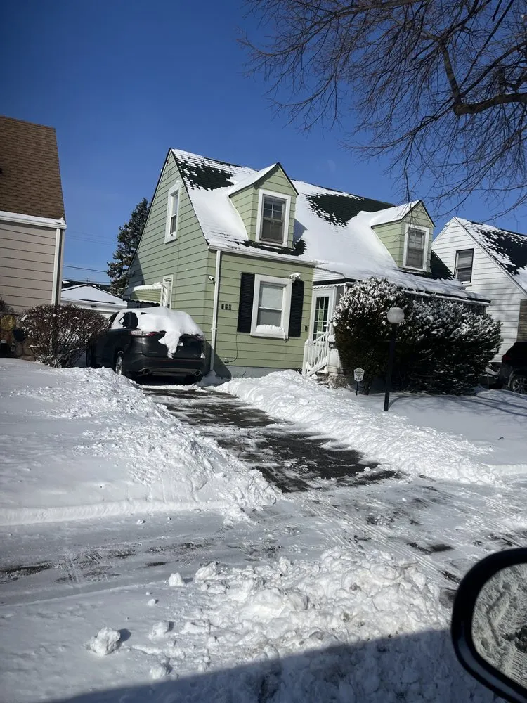 Reliable yard cleanup service in River Rouge, MI by Luke’s Community Lawn Care