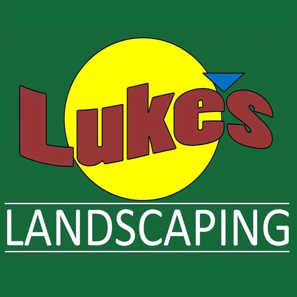 Local yard cleanup service in Venice, FL by Luke's Landscaping