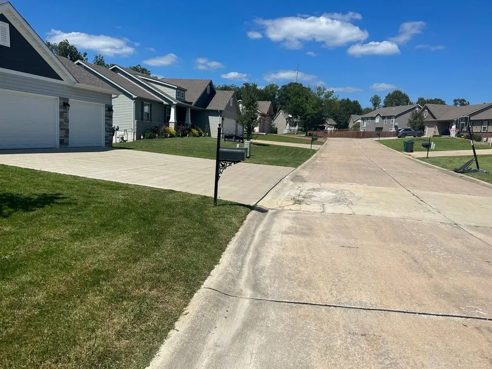 Expert lawn mowing service in Troy, MO - Lukes Lawn Care