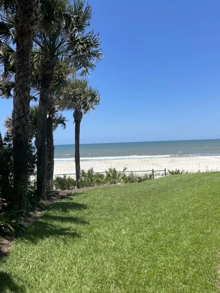 Top-rated garden landscaping for beautiful yards in Jacksonville Beach, FL by Luke's N Family Lawn Care