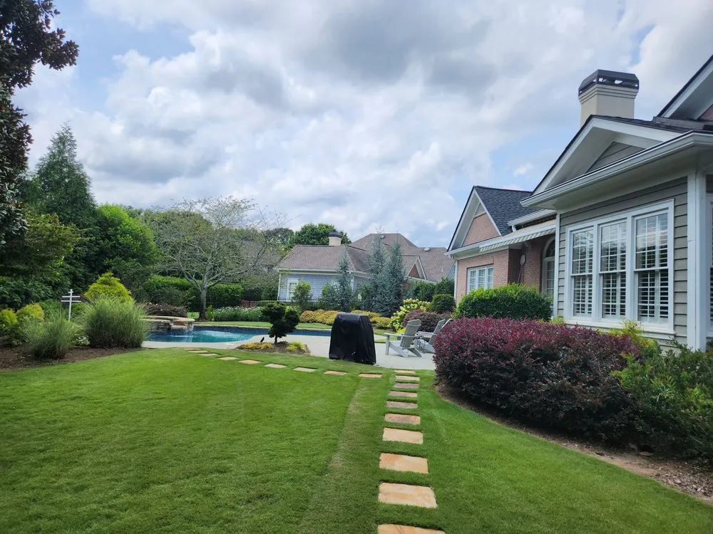 Professional landscaping services experts serving Dacula, GA - Luke's Outdoor Services