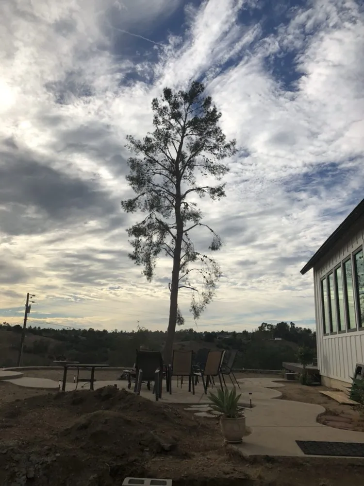 Trusted lawn mowing service in Fallbrook, CA by Lukez Tree Service