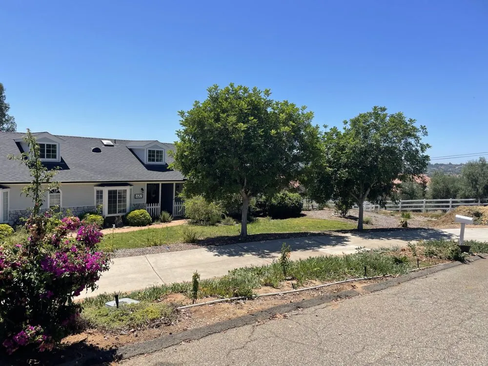 Professional garden landscaping experts serving Fallbrook, CA - Lukez Tree Service