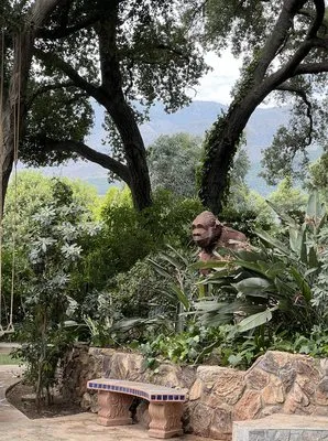 Lukez Tree Service Logo