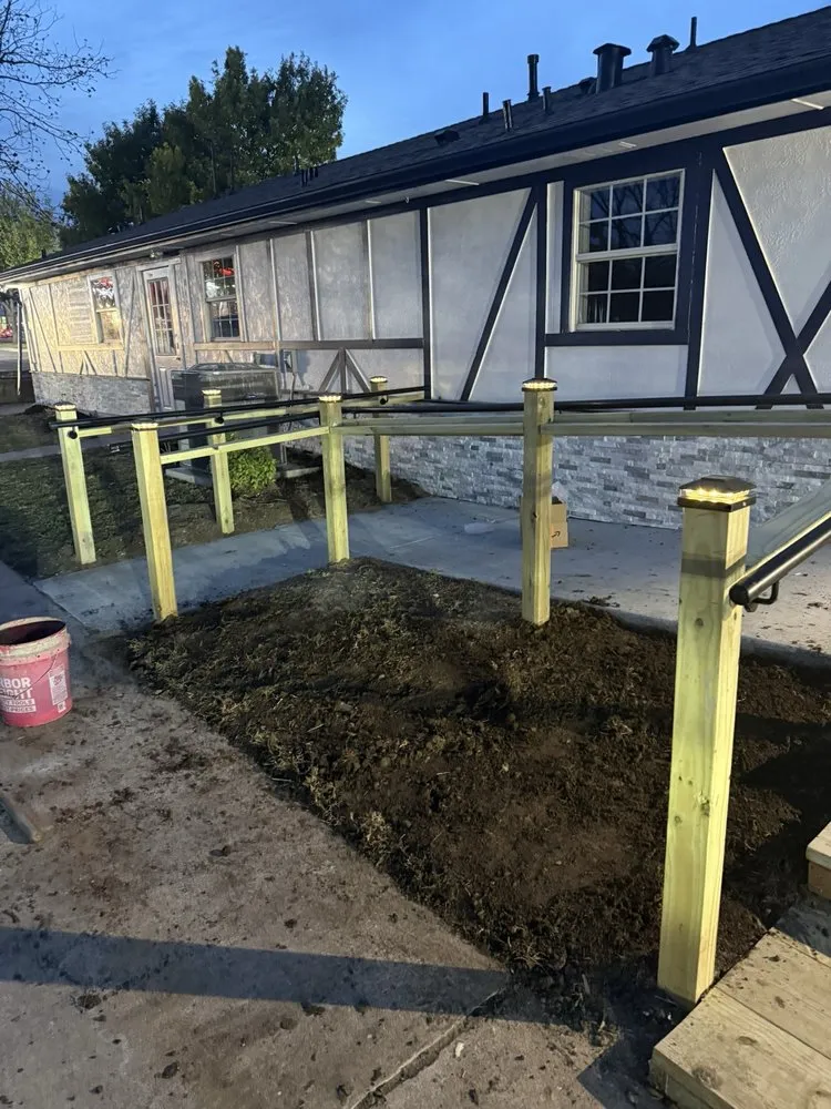 Reliable landscape design for year-round maintenance in Ennis, TX by Luksa Lawn Care & Handyman Services