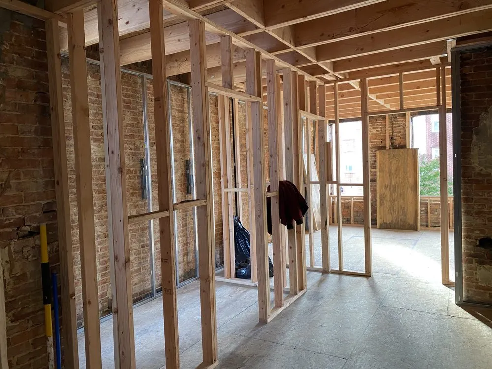 Reliable residential landscaping for year-round maintenance in Baltimore, MD by Lumbee Landscapes