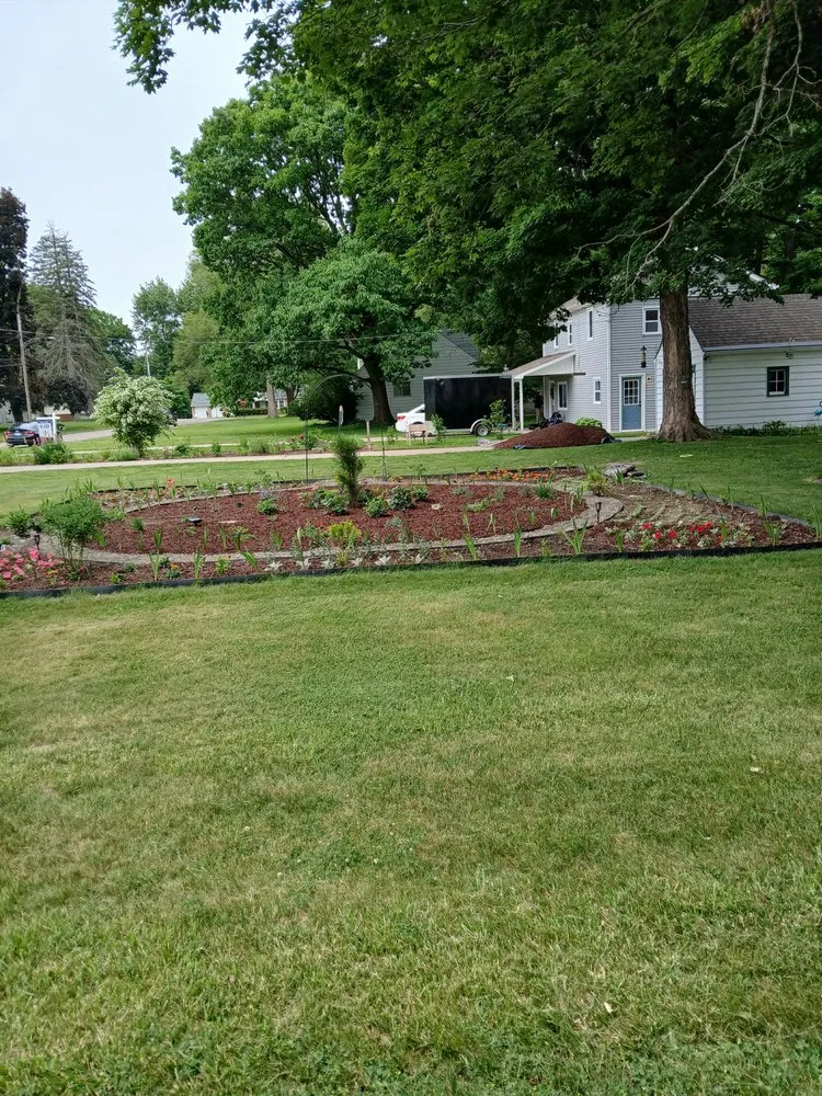 Top-rated yard cleanup service for homes in Lansing, MI by Lumbert's Lawn and Snow