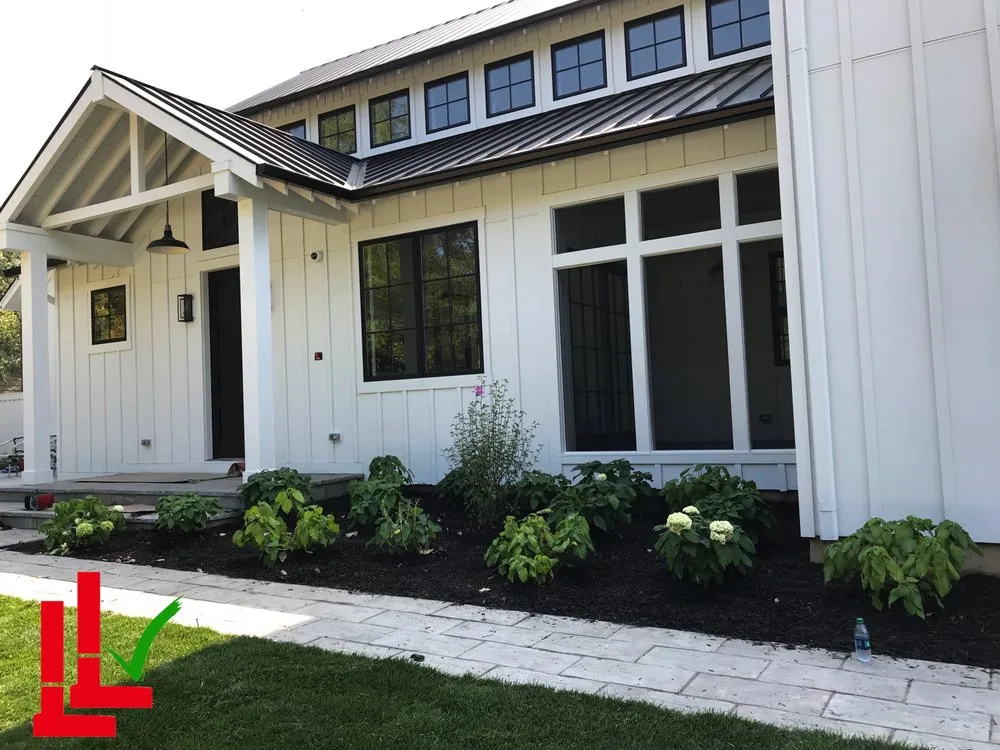 Affordable landscape design experts serving Wauconda, IL - Lumbreras Landscaping