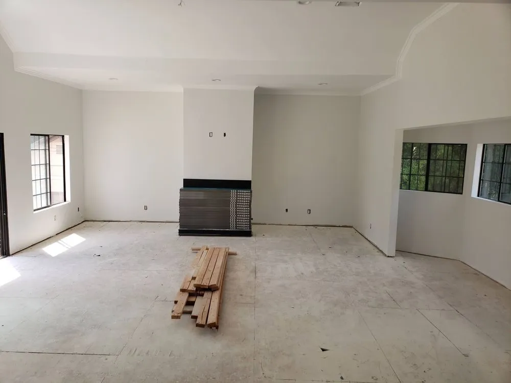 Expert lawn care service in San Fernando Valley, CA - Luna & Sol Services