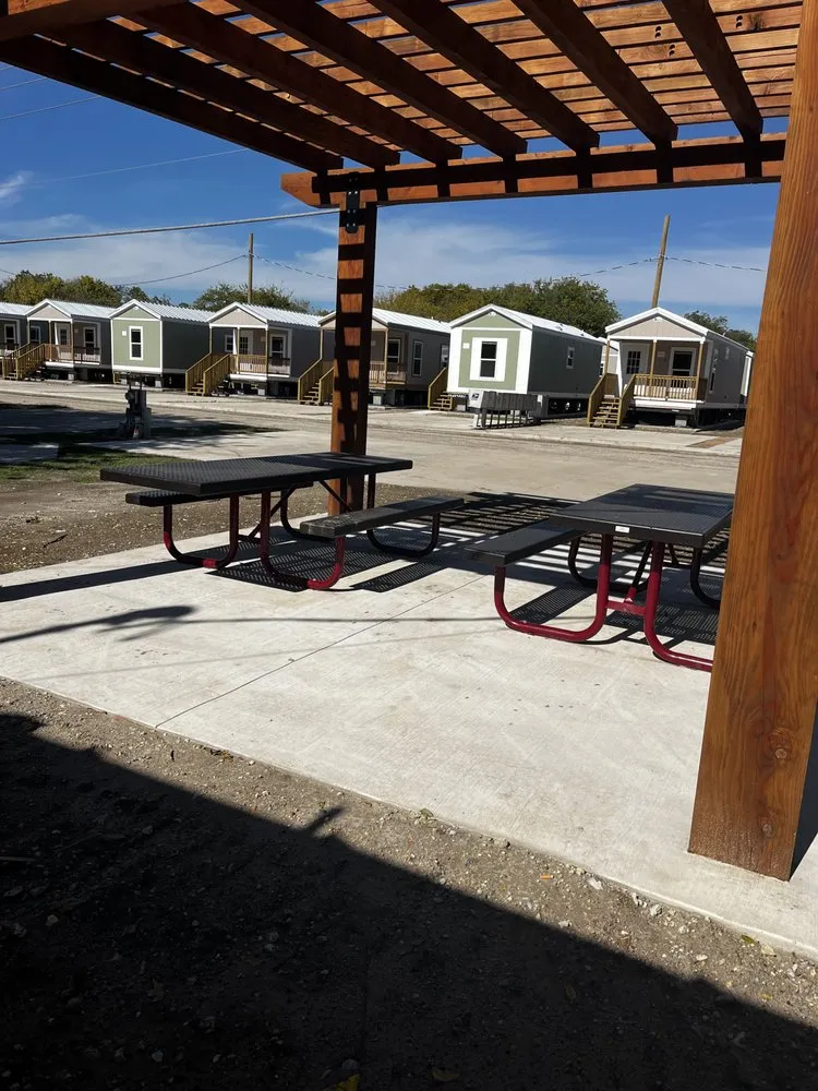 Reliable yard cleanup service in Floresville, TX - Luna Landscape and Lawn Service