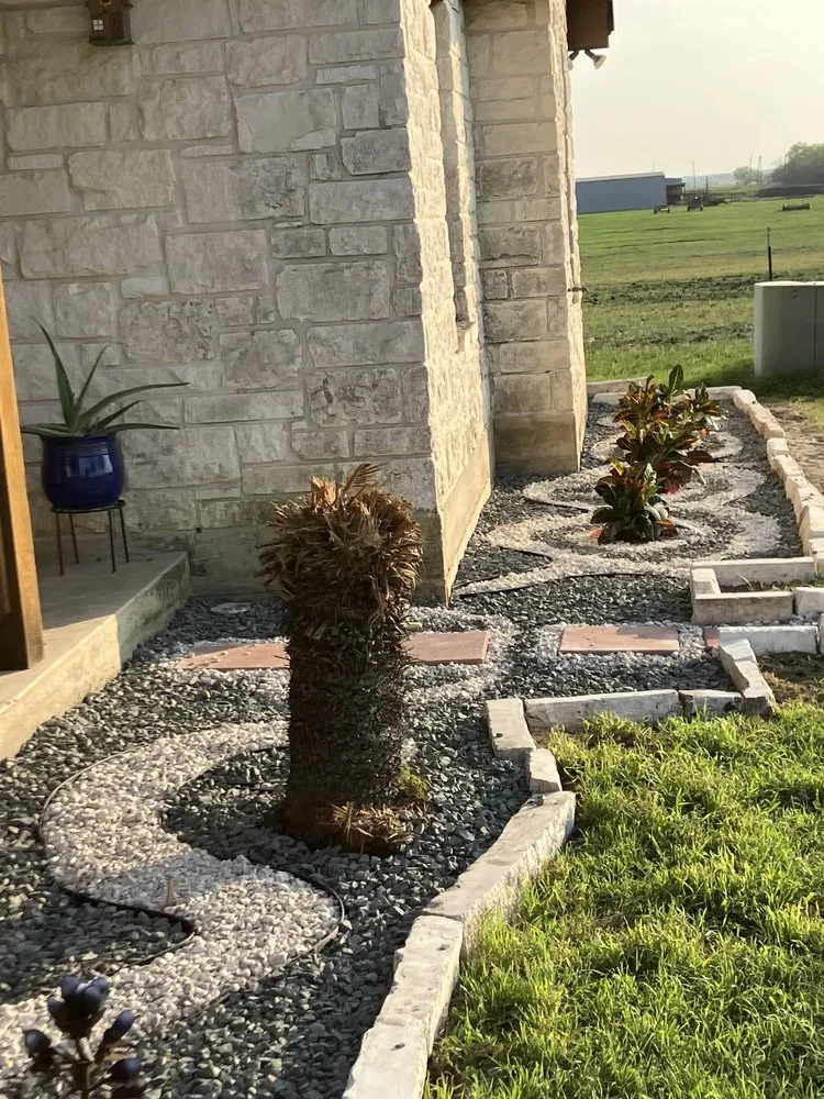 Local landscaping services in Floresville, TX by Luna Landscape and Lawn Service