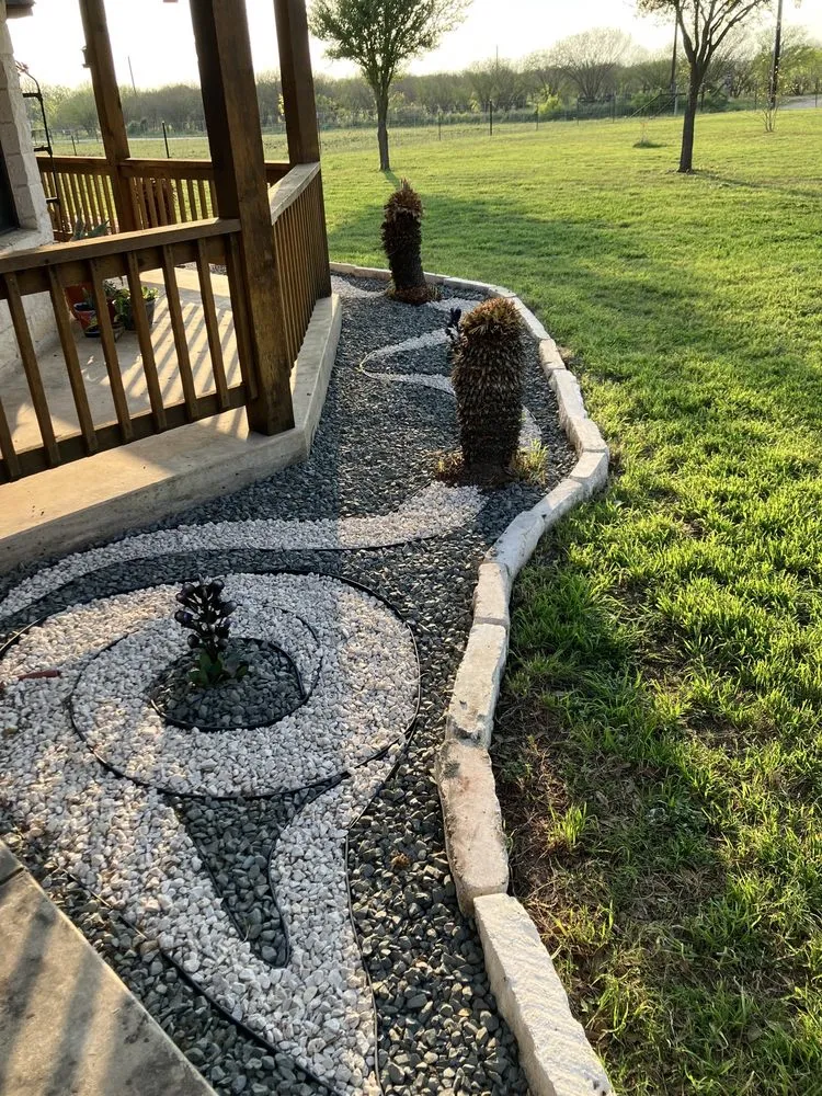 Professional yard cleanup service for year-round maintenance in Floresville, TX by Luna Landscape and Lawn Service