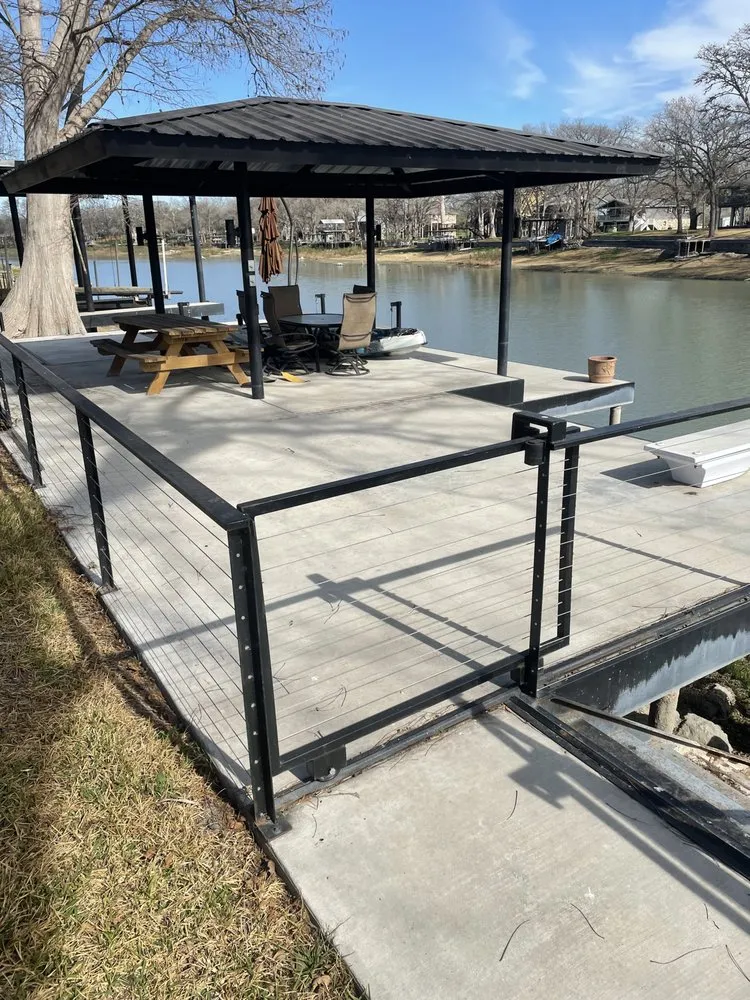 Custom landscaping services experts serving Floresville, TX - Luna Landscape and Lawn Service