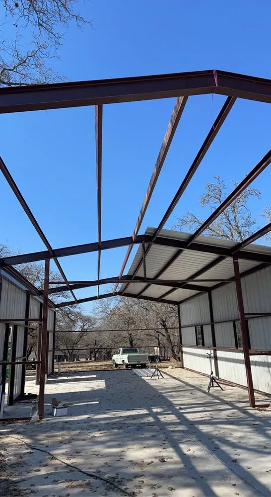 Expert lawn care service for beautiful yards across Floresville, TX - Luna Landscape and Lawn Service