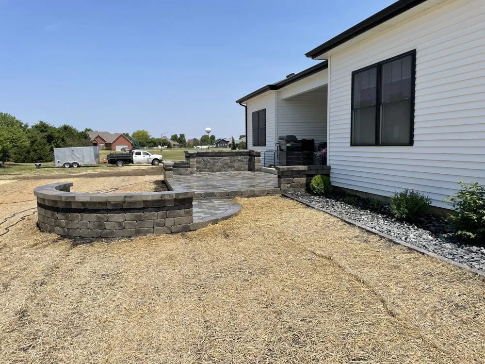 Expert residential landscaping in Kankakee, IL - Luna Landscaping & Concrete