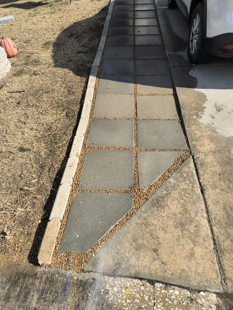 Trusted lawn care service in Pflugerville, TX - Luna Landscaping