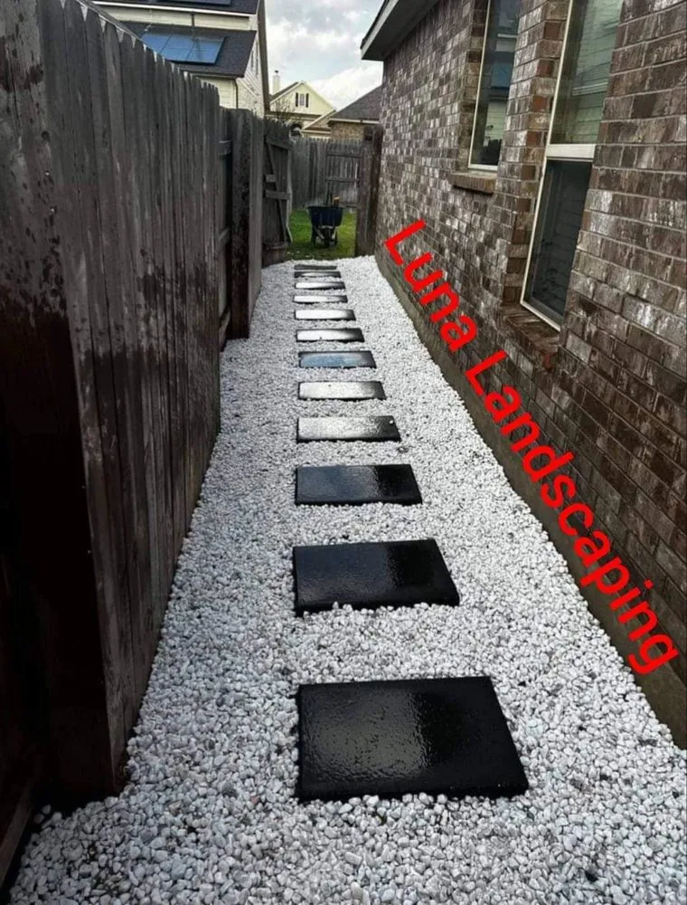 Affordable landscaping services in Pflugerville, TX by Luna Landscaping