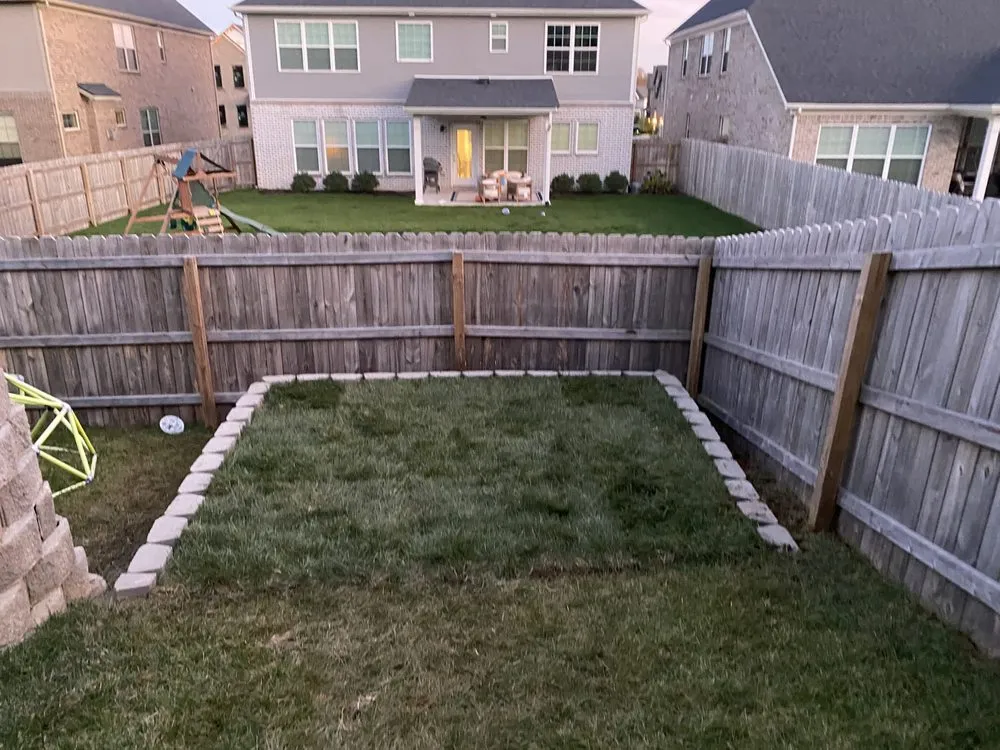 Custom residential landscaping experts serving Lexington, KY - Luna Lawn and Landscaping Services
