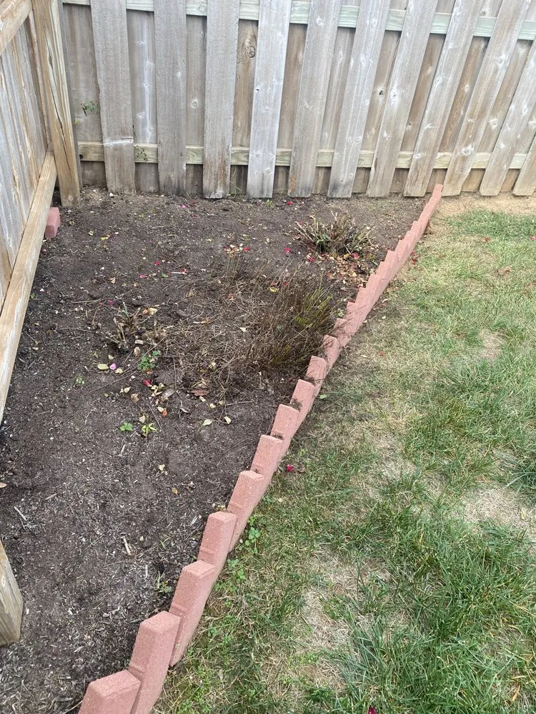 Affordable yard maintenance for homes across Lexington, KY - Luna Lawn and Landscaping Services