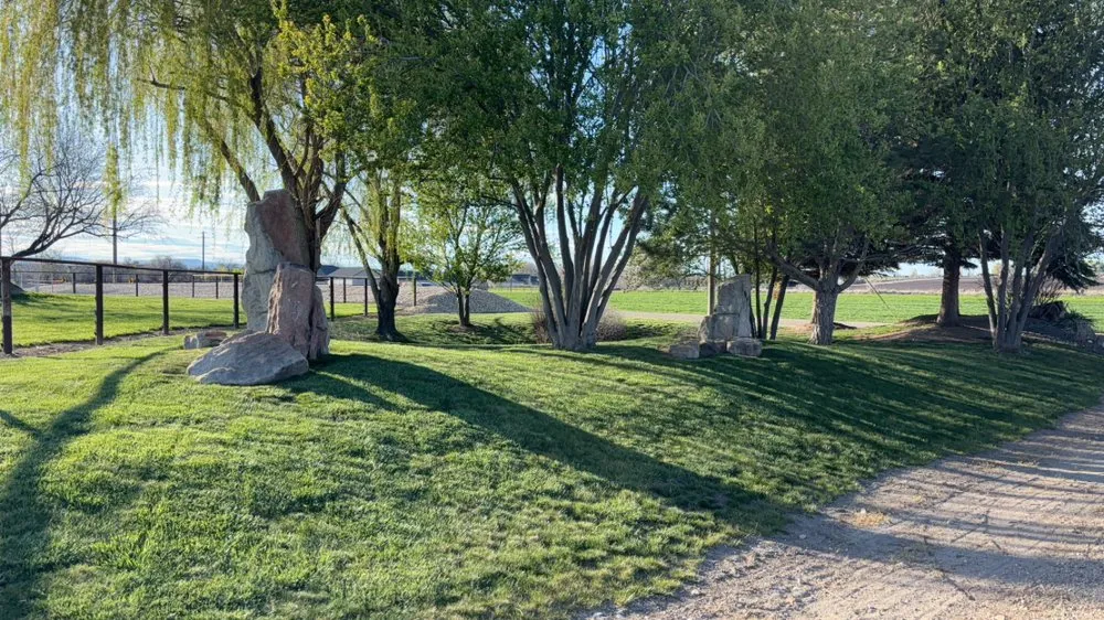 Reliable garden landscaping for year-round maintenance across Wilder, ID - Luna Lawn Care