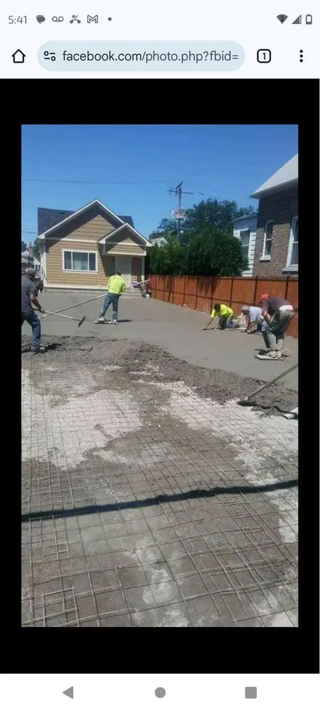 Top-rated yard maintenance for outdoor upgrades across Merrillville, IN - Luna Lever