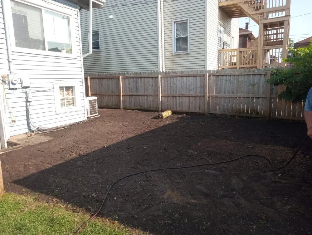 Affordable outdoor landscaping for homes across Merrillville, IN - Luna Lever