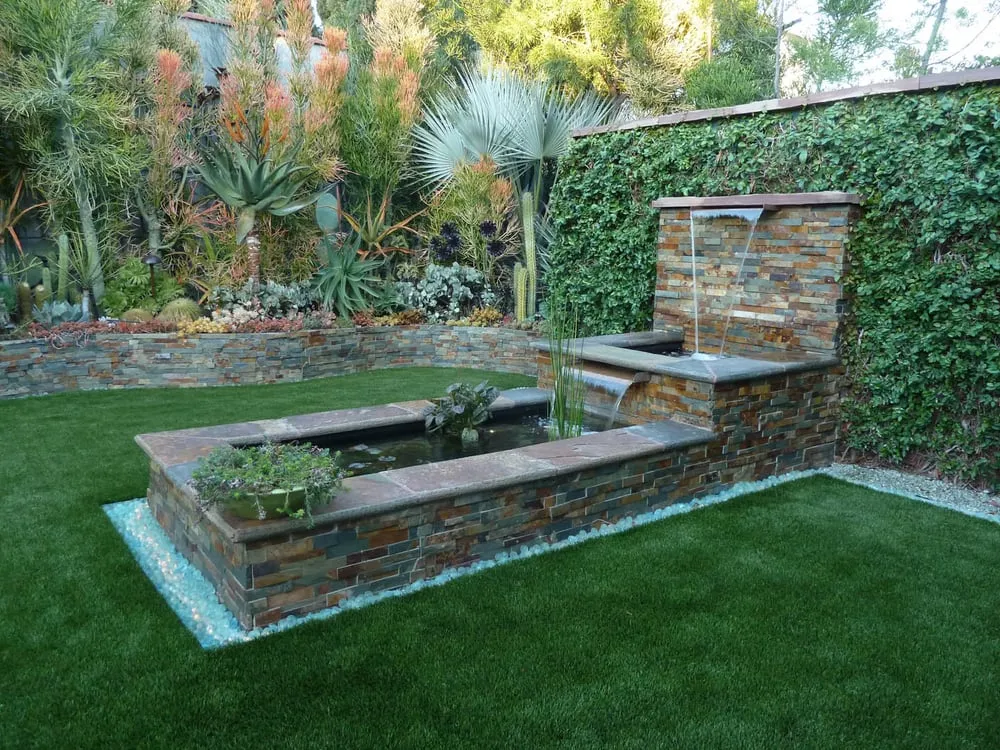 Local yard maintenance in Los Angeles, CA - Lunaquatic