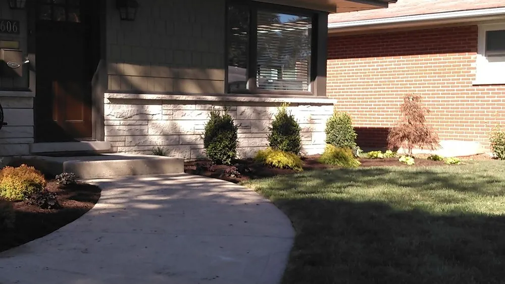 Reliable landscape installation for year-round maintenance across Des Plaines, IL - Lunar Landscaping