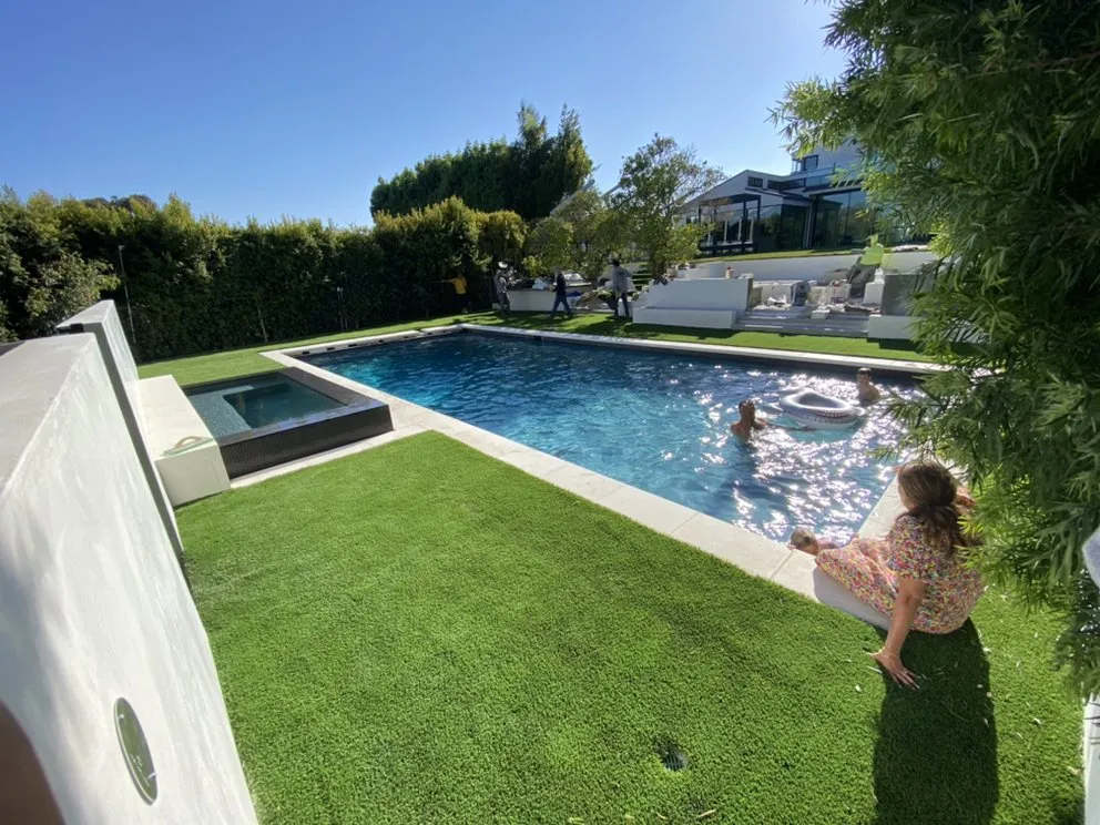 Custom landscaping services experts serving San Fernando Valley, CA - Luna’s artificial grass