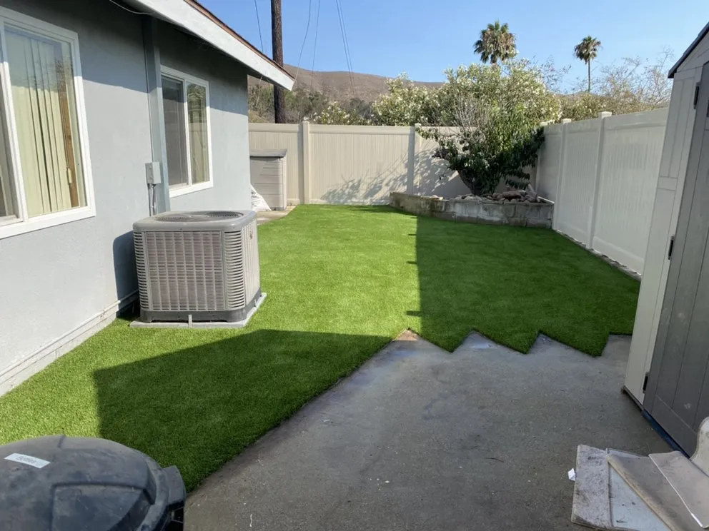 Local landscape design in San Fernando Valley, CA - Luna’s artificial grass