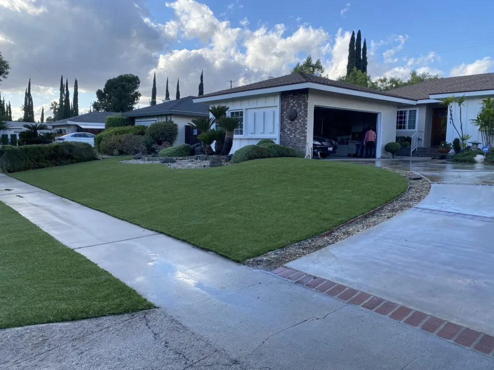 Expert garden landscaping in San Fernando Valley, CA - Luna’s artificial grass