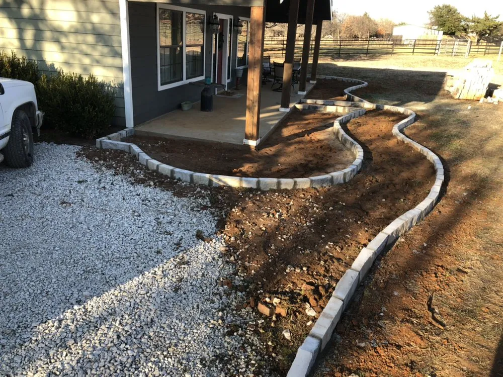 Top-rated yard maintenance in Valley View, TX - Lunas Landscape and Construction