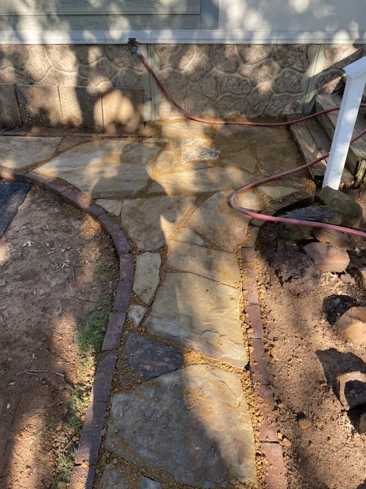 Custom yard maintenance experts serving Valley View, TX - Lunas Landscape and Construction
